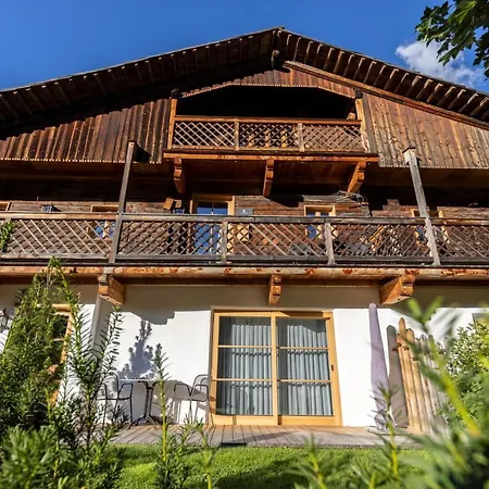 Ploderhof Farmház *